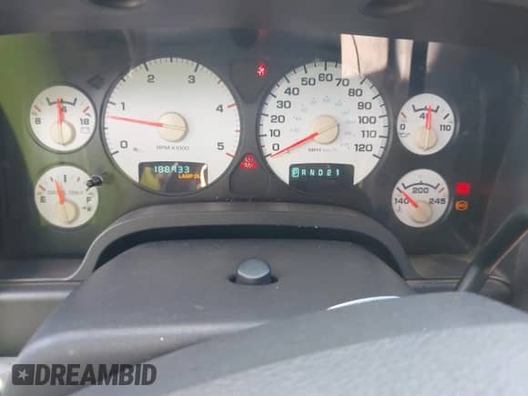 2005 Dodge 3500 SLT z VIN 3D7LS38C15G791333, wystawiony jako IAAI lot #40892553 z przebiegiem 188 933 mil mil oraz . Historia ofert i sprzedaży dostępna na DreamBid. Obrazek 7.