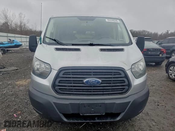 ✅ 2016 Ford Transit • VIN: 1FTYR1YG3GKA61731 • Lot: 94449245. Listed on Copart with 211,763 mi. Free auction sales archive from the USA and detailed vehicle history report at DreamBid. Image 5.