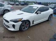 ✅ 2019 Kia Stinger GT • VIN: KNAE35LC6K6054934 • Lot: 42652217. Wystawiony na IAAI z przebiegiem 146 848 mil. Bezpłatny archiwum sprzedaży aukcyjnych z USA i szczegółowy raport historii pojazdu na DreamBid. Zdjęcie 2.