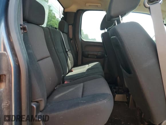 ✅ 2012 Chevrolet Silverado 2500HD LT • VIN: 1GC2KXCG7CZ119717 • Lot: 60962855. Wystawiony na Copart z przebiegiem 240 098 mil. Bezpłatny archiwum sprzedaży aukcyjnych z USA i szczegółowy raport historii pojazdu na DreamBid. Zdjęcie 10.