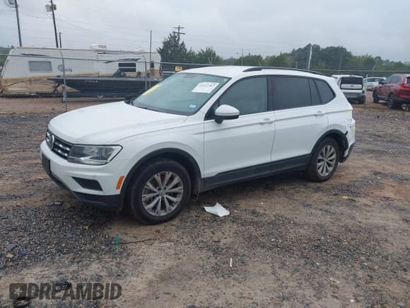 ✅ 2019 Volkswagen Tiguan S • VIN: 3VV1B7AX5KM085373 • Лот: 43322367. Опубликован ранее на IAAI с пробегом 143 289 миль. Бесплатный доступ к архиву аукционных продаж из США и подробный отчёт об истории автомобиля на DreamBid. Изображение 17.