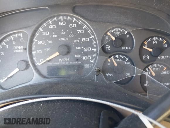 ✅ 2000 Chevrolet Suburban LS • VIN: 3GNEC16T0YG173245 • Лот: 41684543. Опубликован ранее на IAAI с пробегом Не указан. Бесплатный доступ к архиву аукционных продаж из США и подробный отчёт об истории автомобиля на DreamBid. Изображение 7.