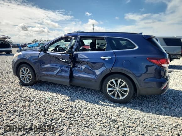 ✅ 2017 Hyundai Santa Fe SE • VIN: KM8SN4HF8HU245929 • Лот: 71437345. Опубликован ранее на Copart с пробегом 123 857 миль. Бесплатный доступ к архиву аукционных продаж из США и подробный отчёт об истории автомобиля на DreamBid. Изображение 2.