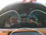 2014 Chevrolet Traverse LT z VIN 1GNKRGKD2EJ196118, wystawiony jako Copart lot #85734955 z przebiegiem 190 747 mil mil oraz Czysty tytuł • Clean title. Historia ofert i sprzedaży dostępna na DreamBid. Obrazek 9.