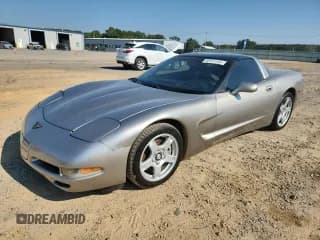✅ 1999 Chevrolet Corvette • VIN: 1G1YY22G2X5119059 • Lot: 80537285. Wystawiony na Copart z przebiegiem 158 790 mil. Bezpłatny archiwum sprzedaży aukcyjnych z USA i szczegółowy raport historii pojazdu na DreamBid. Zdjęcie 1.