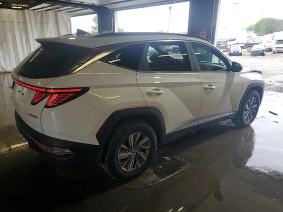 ✅ 2022 Hyundai Tucson Blue • VIN: KM8JBCA13NU047610 • Lot: 73407594. Wystawiony na Copart z przebiegiem 42 588 mil. Bezpłatny archiwum sprzedaży aukcyjnych z USA i szczegółowy raport historii pojazdu na DreamBid. Zdjęcie 3.