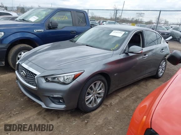 ✅ 2019 Infiniti Q50 Pure • VIN: JN1CV7AR8KM320010 • Lot: 41951993. Wystawiony na IAAI z przebiegiem 37 861 mil. Bezpłatny archiwum sprzedaży aukcyjnych z USA i szczegółowy raport historii pojazdu na DreamBid. Zdjęcie 17.