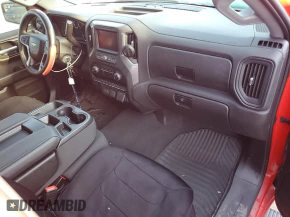 ✅ 2022 Chevrolet Silverado 1500 Custom • VIN: 3GCPYBEK8NG152589 • Lot: 52447375. Wystawiony na Copart z przebiegiem 21 553 mil. Bezpłatny archiwum sprzedaży aukcyjnych z USA i szczegółowy raport historii pojazdu na DreamBid. Zdjęcie 8.