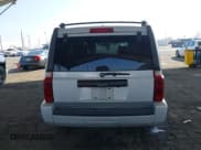 ✅ 2006 Jeep Commander • VIN: 1J8HH48K76C329934 • Лот: 41528939. Опубликован ранее на IAAI с пробегом 180 006 миль. Бесплатный доступ к архиву аукционных продаж из США и подробный отчёт об истории автомобиля на DreamBid. Изображение 16.