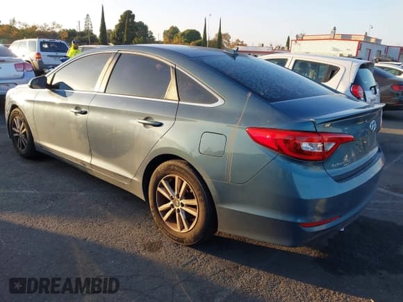 ✅ 2016 Hyundai Sonata SE • VIN: 5NPE24AF9GH321218 • Лот: 43627366. Опубликован ранее на IAAI с пробегом 107 794 миль. Бесплатный доступ к архиву аукционных продаж из США и подробный отчёт об истории автомобиля на DreamBid. Изображение 3.