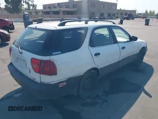 ✅ 2000 Suzuki Esteem GL • VIN: JS2GB41W5Y5180745 • Lot: 41154791. Wystawiony na IAAI z przebiegiem 268 466 mil. Bezpłatny archiwum sprzedaży aukcyjnych z USA i szczegółowy raport historii pojazdu na DreamBid. Zdjęcie 4.