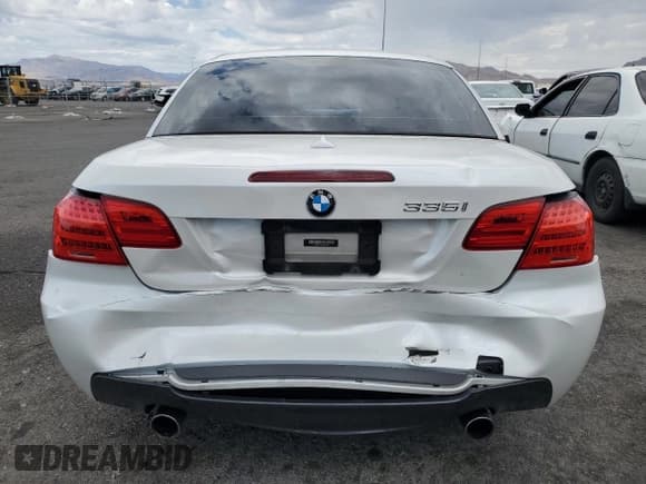 ✅ 2011 BMW 3 Series 335i • VIN: WBADX7C5XBE743197 • Lot: 69977075. Listed on Copart with 61,659 mi. Free auction sales archive from the USA and detailed vehicle history report at DreamBid. Image 6.