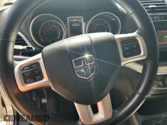 ✅ 2016 Dodge Journey SXT • VIN: 3C4PDCBGXGT240670 • Lot: 91687645. Wystawiony na Copart z przebiegiem 148 499 mil. Bezpłatny archiwum sprzedaży aukcyjnych z USA i szczegółowy raport historii pojazdu na DreamBid. Zdjęcie 12.