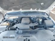 ✅ 2002 Chevrolet Tahoe LS • VIN: 1GNEC13Z52R122064 • Lot: 43636073. Listed on IAAI with 279,645 mi. Free auction sales archive from the USA and detailed vehicle history report at DreamBid. Image 10.