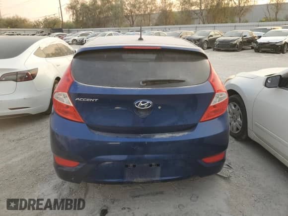 ✅ 2015 Hyundai Accent Sport • VIN: KMHCU5AE1FU231284 • Лот: 60759365. Опубликован ранее на Copart с пробегом Не указан. Бесплатный доступ к архиву аукционных продаж из США и подробный отчёт об истории автомобиля на DreamBid. Изображение 6.