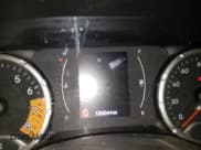 ✅ 2019 Jeep Renegade Upland • VIN: ZACNJBAB7KPJ91389 • Лот: 56576235. Опубликован ранее на Copart с пробегом 125 044 миль. Бесплатный доступ к архиву аукционных продаж из США и подробный отчёт об истории автомобиля на DreamBid. Изображение 9.