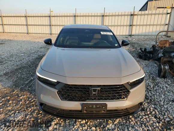 ✅ 2024 Honda Accord Sport-L • VIN: 1HGCY2F76RA072643 • Lot: 68750115. Listed on Copart with 13,921 mi. Free auction sales archive from the USA and detailed vehicle history report at DreamBid. Image 5.