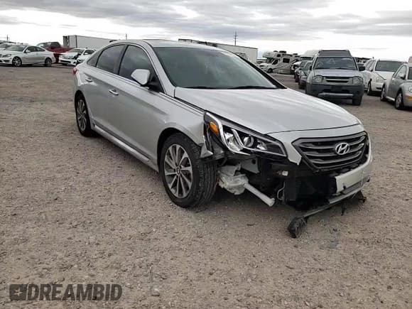 ✅ 2017 Hyundai Sonata Sport • VIN: 5NPE34AF5HH582201 • Лот: 45700803. Опубликован ранее на Copart с пробегом 105 843 миль. Бесплатный доступ к архиву аукционных продаж из США и подробный отчёт об истории автомобиля на DreamBid. Изображение 11.