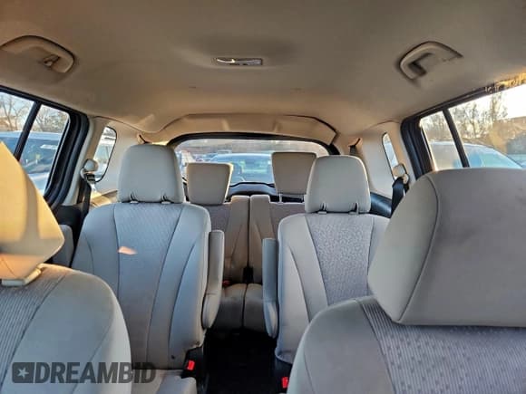 ✅ 2012 Mazda 5 Sport • VIN: JM1CW2BL9C0138039 • Lot: 94747015. Wystawiony na Copart z przebiegiem 168 251 mil. Bezpłatny archiwum sprzedaży aukcyjnych z USA i szczegółowy raport historii pojazdu na DreamBid. Zdjęcie 10.