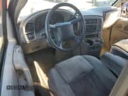 ✅ 2003 GMC Safari Cargo YF7 Upfitter • VIN: 1GDDM19X53B513096 • Lot: 85160685. Wystawiony na Copart z przebiegiem 52 618 mil. Bezpłatny archiwum sprzedaży aukcyjnych z USA i szczegółowy raport historii pojazdu na DreamBid. Zdjęcie 8.