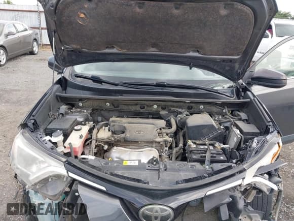 ✅ 2017 Toyota RAV4 LE • VIN: JTMZFREV3HJ122727 • Lot: 42492530. Listed on IAAI with 120,529 mi. Free auction sales archive from the USA and detailed vehicle history report at DreamBid. Image 10.