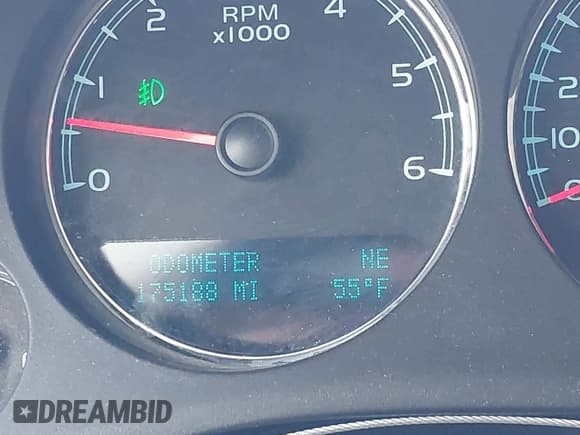 ✅ 2011 GMC Yukon XL Denali • VIN: 1GKS2MEF8BR285394 • Лот: 42925930. Опубликован ранее на IAAI с пробегом 175 188 миль. Бесплатный доступ к архиву аукционных продаж из США и подробный отчёт об истории автомобиля на DreamBid. Изображение 14.