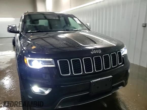 ✅ 2017 Jeep Grand Cherokee Limited • VIN: 1C4RJFBG8HC784505 • Lot: 91788015. Listed on Copart with 134,856 mi. Free auction sales archive from the USA and detailed vehicle history report at DreamBid. Image 14.