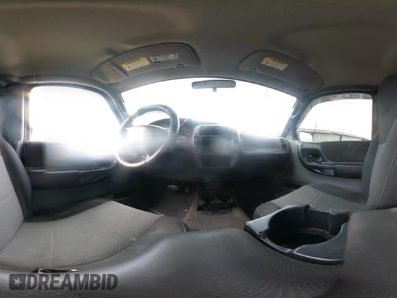 ✅ 2003 Ford Ranger XL Fleet • VIN: 1FTZR45E43PB73203 • Lot: 42869174. Wystawiony na IAAI z przebiegiem 193 358 mil. Bezpłatny archiwum sprzedaży aukcyjnych z USA i szczegółowy raport historii pojazdu na DreamBid. Zdjęcie 18.