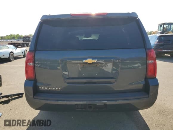 ✅ 2019 Chevrolet Suburban LT • VIN: 1GNSKHKCXKR375635 • Lot: 56133024. Wystawiony na Copart z przebiegiem Nie podano. Bezpłatny archiwum sprzedaży aukcyjnych z USA i szczegółowy raport historii pojazdu na DreamBid. Zdjęcie 6.