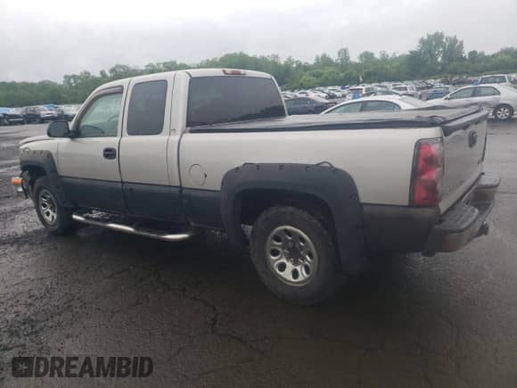 ✅ 2005 Chevrolet Silverado 1500 LS • VIN: 1GCEK19V75E107755 • Lot: 58696125. Wystawiony na Copart z przebiegiem 243 440 mil mil. Skorzystaj z bezpłatnego archiwum sprzedaży aukcyjnych z USA i zobacz szczegółowy raport historii pojazdu na DreamBid. Zdjęcie 2.
