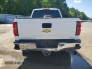 ✅ 2015 Chevrolet Silverado 2500HD LTZ • VIN: 1GC1KWE89FF665985 • Lot: 65956845. Wystawiony na Copart z przebiegiem 261 917 mil. Bezpłatny archiwum sprzedaży aukcyjnych z USA i szczegółowy raport historii pojazdu na DreamBid. Zdjęcie 6.