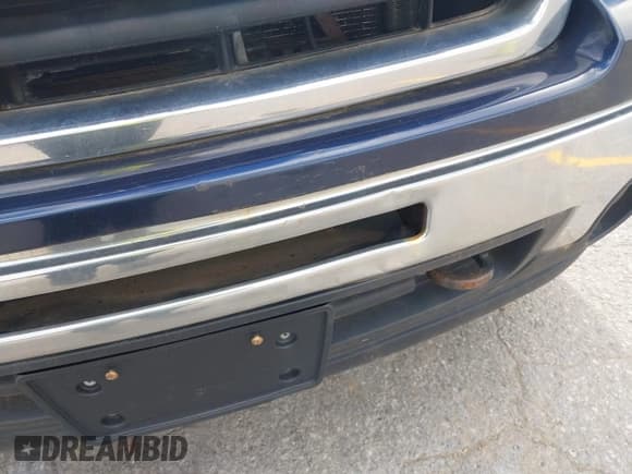 ✅ 2009 GMC Sierra 1500 • VIN: 2GTEK33Y391100131 • Лот: 42292487. Опубликован ранее на IAAI с пробегом 197 968 миль. Бесплатный доступ к архиву аукционных продаж из США и подробный отчёт об истории автомобиля на DreamBid. Изображение 19.