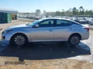 ✅ 2023 Nissan Altima SV • VIN: 1N4BL4DW7PN325706 • Lot: 43373307. Wystawiony na IAAI z przebiegiem 72 690 mil. Bezpłatny archiwum sprzedaży aukcyjnych z USA i szczegółowy raport historii pojazdu na DreamBid. Zdjęcie 14.
