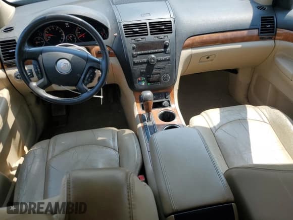 ✅ 2010 Saturn Outlook • VIN: 5GZLRVED9AJ206472 • Lot: 60064315. Wystawiony na Copart z przebiegiem 173 790 mil. Bezpłatny archiwum sprzedaży aukcyjnych z USA i szczegółowy raport historii pojazdu na DreamBid. Zdjęcie 8.