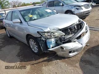 ✅ 2011 Toyota Camry LE • VIN: 4T4BF3EK5BR155577 • Лот: 43394680. Опубликован ранее на IAAI с пробегом 200 774 миль. Бесплатный доступ к архиву аукционных продаж из США и подробный отчёт об истории автомобиля на DreamBid. Изображение 1.