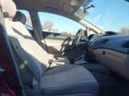 ✅ 2010 Honda Civic LX • VIN: 2HGFA1F56AH587495 • Lot: 43545351. Wystawiony na IAAI z przebiegiem 208 334 mil. Bezpłatny archiwum sprzedaży aukcyjnych z USA i szczegółowy raport historii pojazdu na DreamBid. Zdjęcie 5.