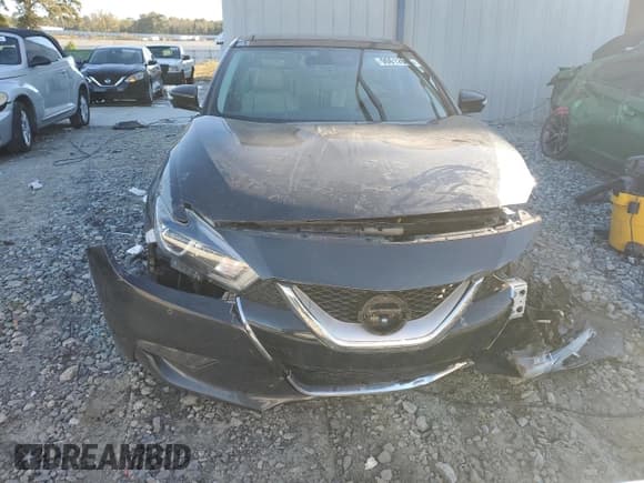 ✅ 2017 Nissan Maxima SR • VIN: 1N4AA6AP1HC392065 • Lot: 90612685. Listed on Copart with 130,902 mi. Free auction sales archive from the USA and detailed vehicle history report at DreamBid. Image 5.