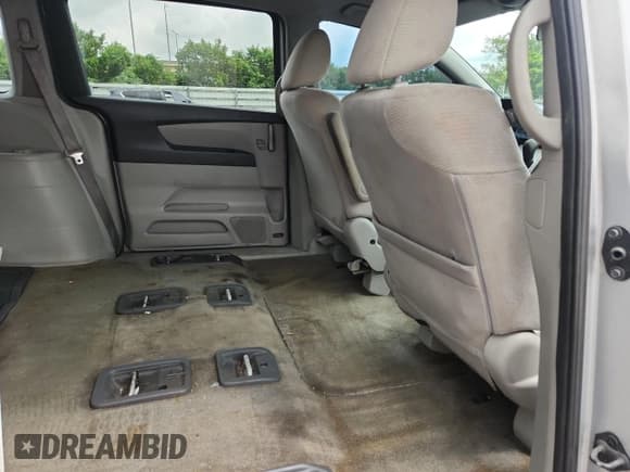 ✅ 2013 Honda Odyssey LX • VIN: 5FNRL5H28DB065414 • Lot: 71260435. Listed on Copart with 159,543 mi. Free auction sales archive from the USA and detailed vehicle history report at DreamBid. Image 10.