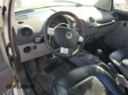 ✅ 2001 Volkswagen Beetle GLS • VIN: 3VWCK21C21M445914 • Лот: 70684785. Опубликован ранее на Copart с пробегом 135 814 миль. Бесплатный доступ к архиву аукционных продаж из США и подробный отчёт об истории автомобиля на DreamBid. Изображение 8.