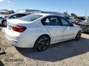 ✅ 2018 BMW 3 Series 330e • VIN: WBA8E1C58JA758694 • Lot: 82207905. Wystawiony na Copart z przebiegiem 73 125 mil. Bezpłatny archiwum sprzedaży aukcyjnych z USA i szczegółowy raport historii pojazdu na DreamBid. Zdjęcie 3.