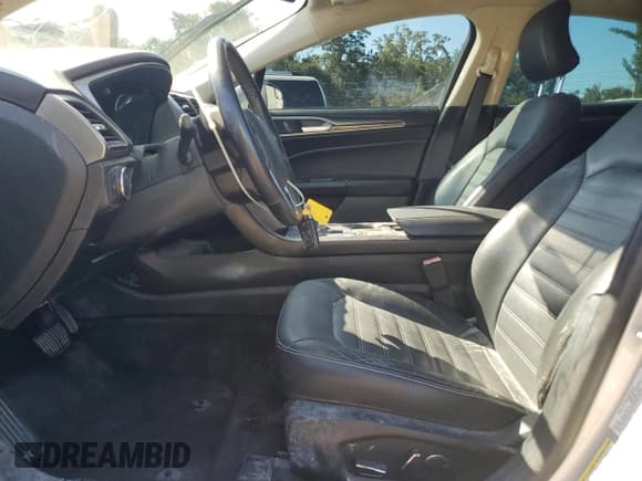 ✅ 2017 Ford Fusion SE • VIN: 3FA6P0HD3HR337261 • Lot: 71035145. Listed on Copart with 146,788 mi. Free auction sales archive from the USA and detailed vehicle history report at DreamBid. Image 7.