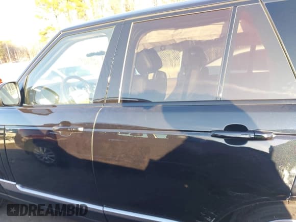 ✅ 2017 Land Rover Range Rover • VIN: SALGS2FE9HA362205 • Lot: 41494558. Wystawiony na IAAI z przebiegiem 75 291 mil. Bezpłatny archiwum sprzedaży aukcyjnych z USA i szczegółowy raport historii pojazdu na DreamBid. Zdjęcie 13.