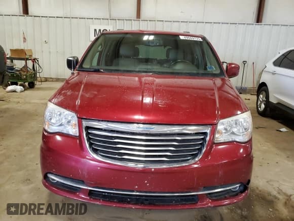 ✅ 2014 Chrysler Town & Country Touring • VIN: 2C4RC1BG4ER433574 • Lot: 49669725. Listed on Copart with 173,816 mi. Free auction sales archive from the USA and detailed vehicle history report at DreamBid. Image 5.