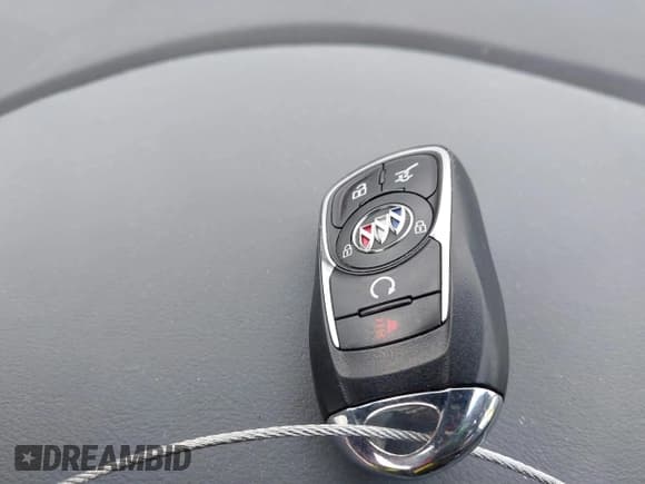 ✅ 2020 Buick Enclave Essence • VIN: 5GAERBKW5LJ157824 • Lot: 43798435. Listed on IAAI with 128,029 mi. Free auction sales archive from the USA and detailed vehicle history report at DreamBid. Image 11.