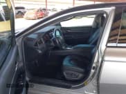 ✅ 2020 Toyota Camry XSE • VIN: 4T1K61AK0LU364621 • Lot: 43331928. Wystawiony na IAAI z przebiegiem 57 841 mil. Bezpłatny archiwum sprzedaży aukcyjnych z USA i szczegółowy raport historii pojazdu na DreamBid. Zdjęcie 5.