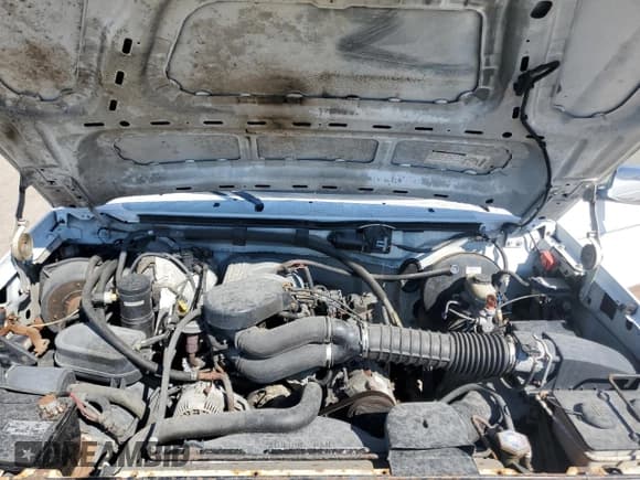 ✅ 1996 Ford Bronco XL • VIN: 1FMEU15N3TLB21558 • Lot: 45960715. Listed on Copart with 157,276 mi. Free auction sales archive from the USA and detailed vehicle history report at DreamBid. Image 12.