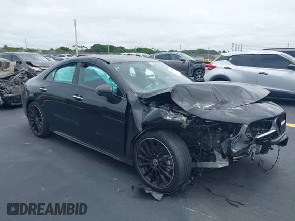 2023 Mercedes-Benz CLA 250 с VIN W1K5J4GB9PN393811, выставлен на аукционе IAAI как лот 42227792 с пробегом 31 656 миль миль и . История ставок и продаж доступна на DreamBid. Изображение 1.