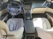 ✅ 2019 Lincoln Nautilus Reserve • VIN: 2LMPJ6LP2KBL17383 • Lot: 63593245. Listed on Copart with 76,608 mi. Free auction sales archive from the USA and detailed vehicle history report at DreamBid. Image 8.