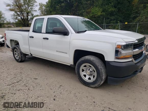 ✅ 2018 Chevrolet Silverado 1500 LS • VIN: 1GCVKNEC7JZ207708 • Лот: 69157014. Опубликован ранее на Copart с пробегом 92 034 миль. Бесплатный доступ к архиву аукционных продаж из США и подробный отчёт об истории автомобиля на DreamBid. Изображение 4.