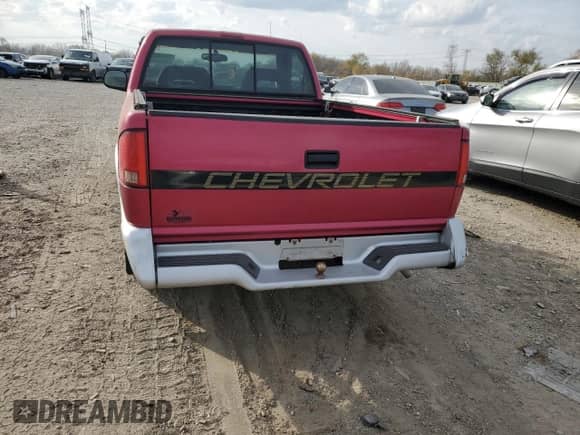 1995 Chevrolet S-10 с VIN 1GCCS1447S8105939, выставлен на аукционе Copart как лот 78418264 с пробегом 10 308 миль миль и Чистый • Clean title. История ставок и продаж доступна на DreamBid. Изображение 6.